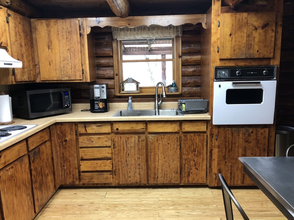 Fully stocked kitchen. 