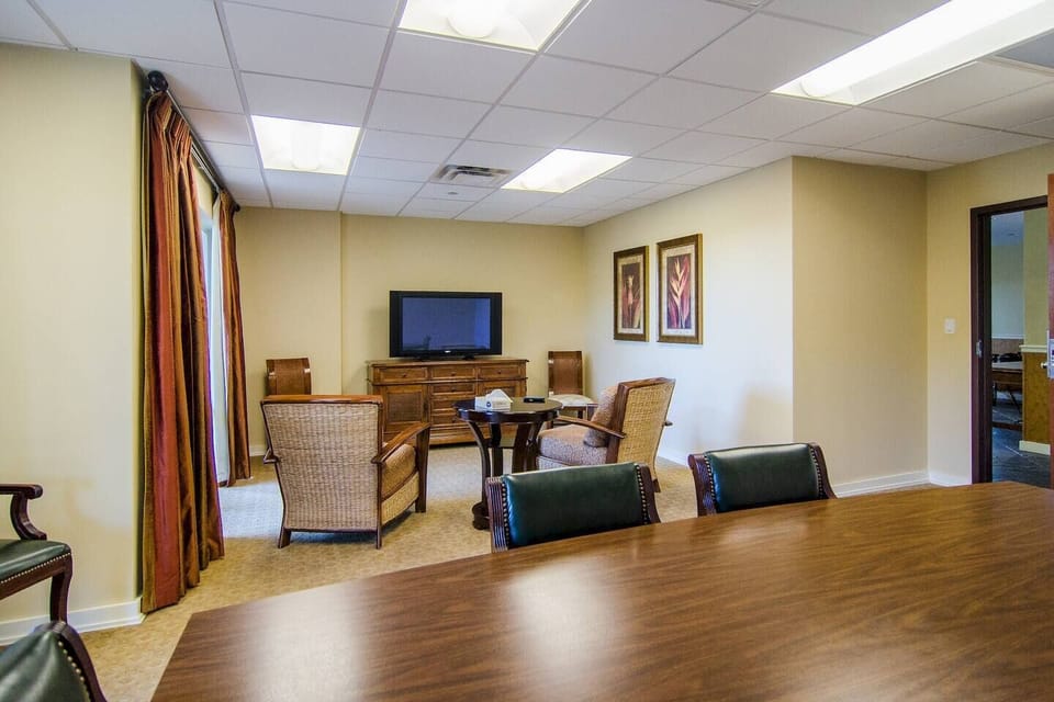 Meeting room at the ground level