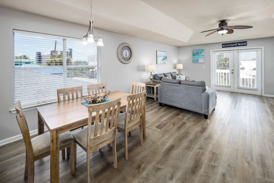 Side B Dining table with seating for six