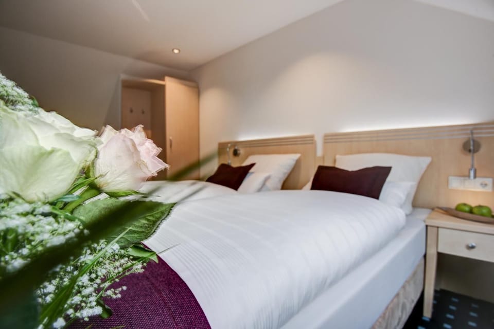 In-room safe, desk, soundproofing, iron/ironing board