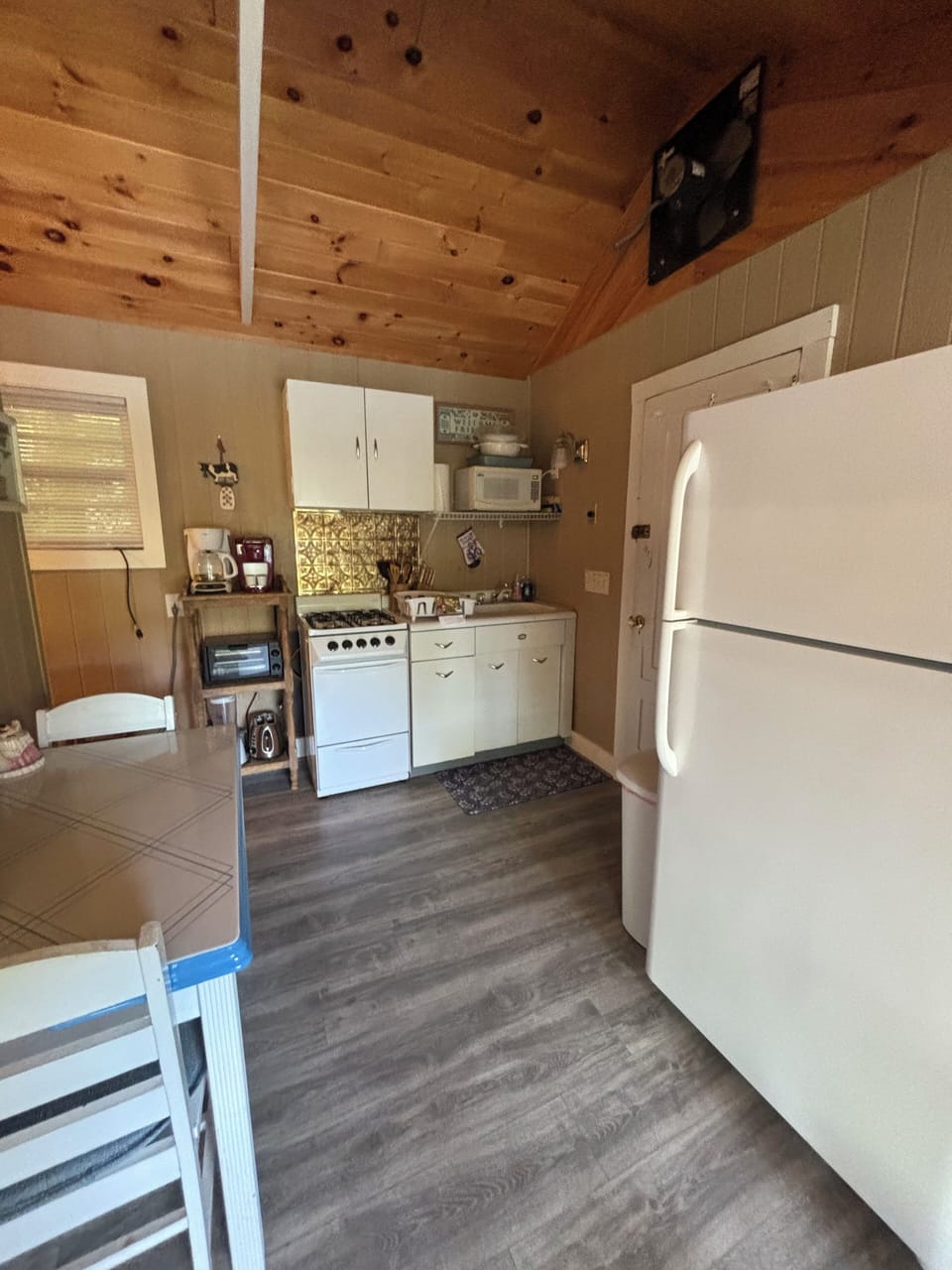 Kitchen area
