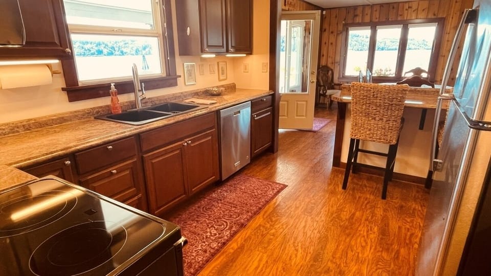 Fully equipped kitchen