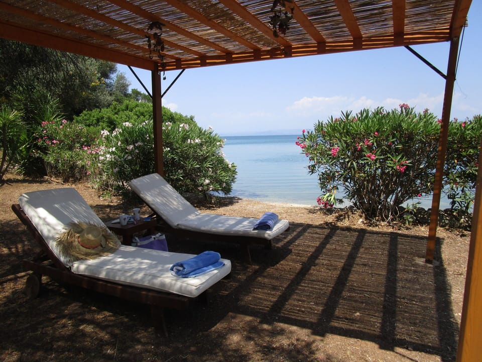Prive Kiosk Villa Porto Matzavino