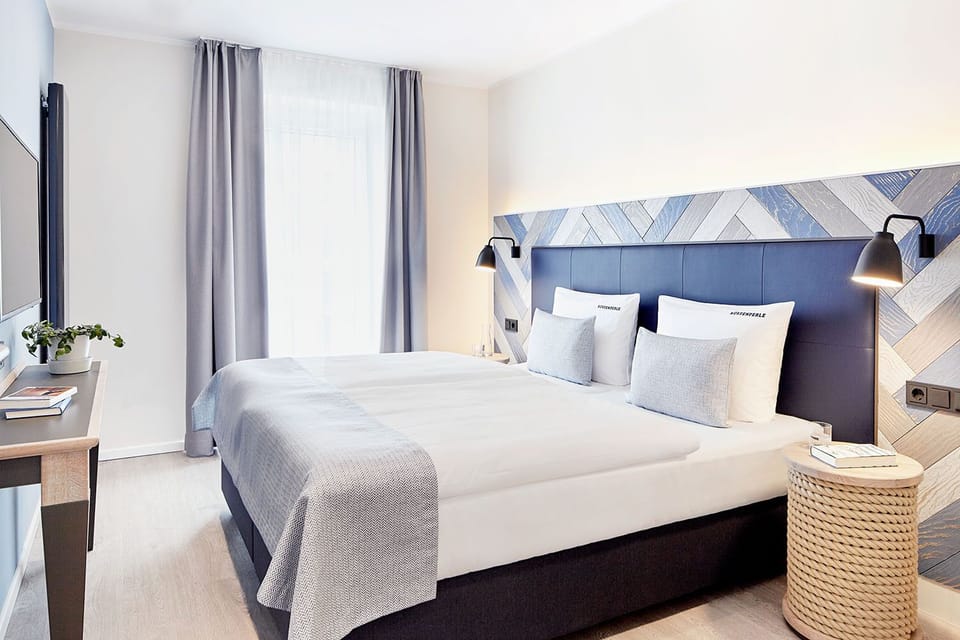 1 bedroom, premium bedding, in-room safe, desk