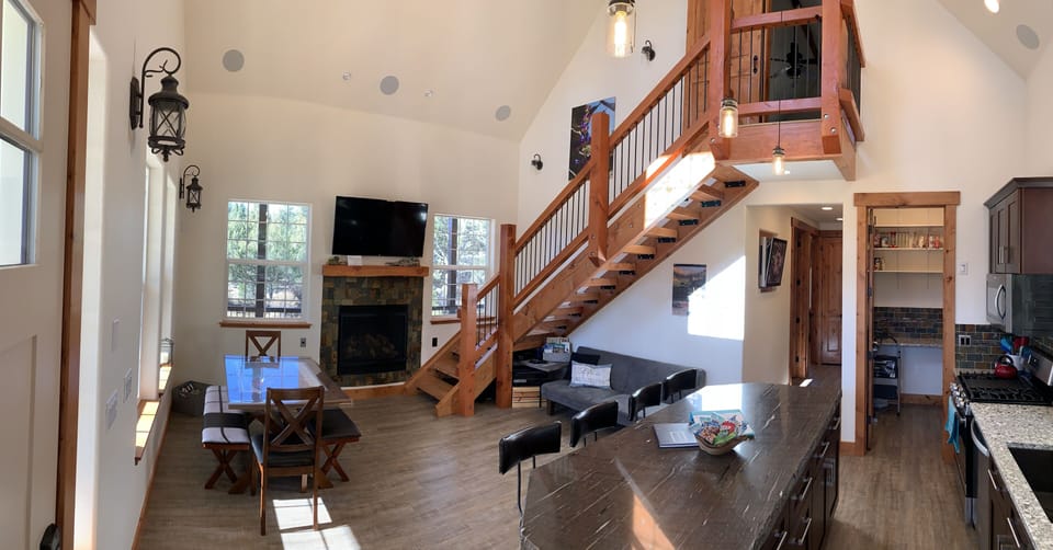 Great room with stairs to loft 