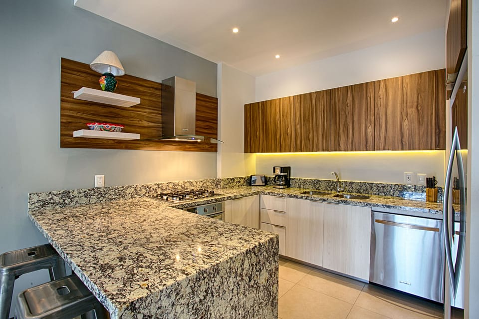 Kitchen fully equipped