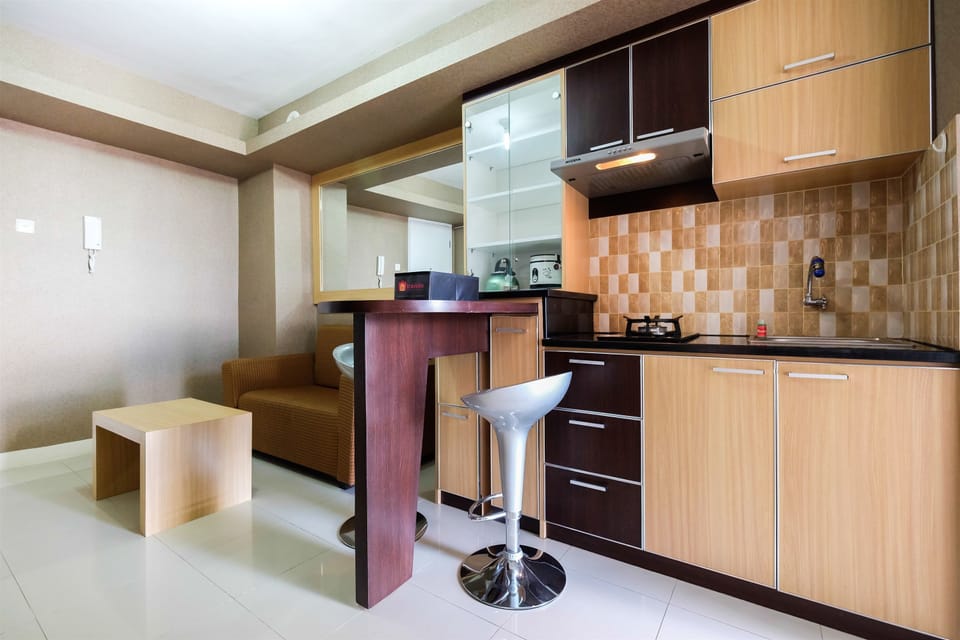 Standard Apartment, 2 Bedrooms | Living area | Flat-screen TV