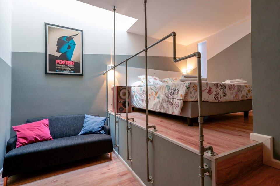 6 bedrooms, in-room safe, individually decorated, individually furnished