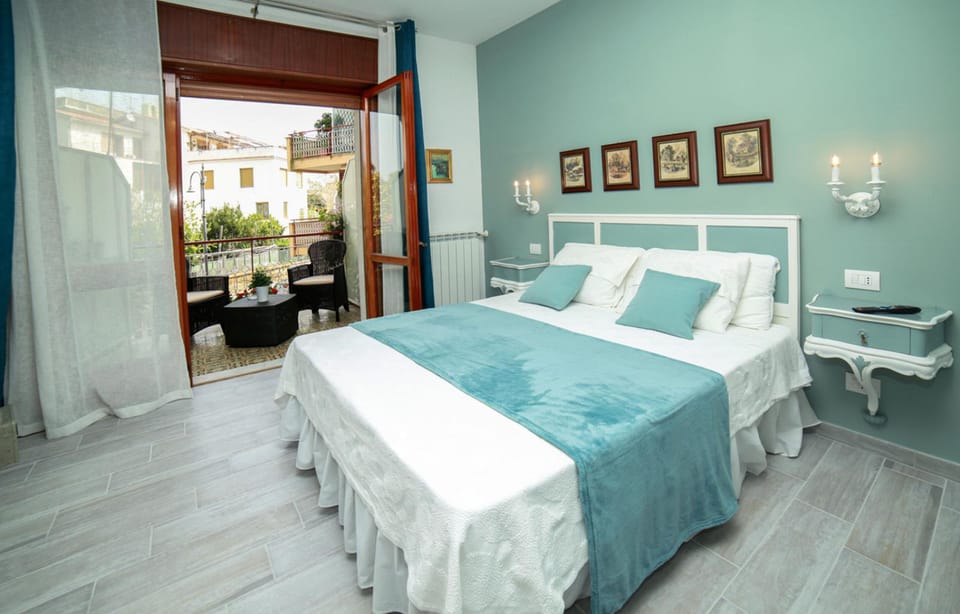 Double Room | In-room safe, desk, iron/ironing board, free cribs/infant beds