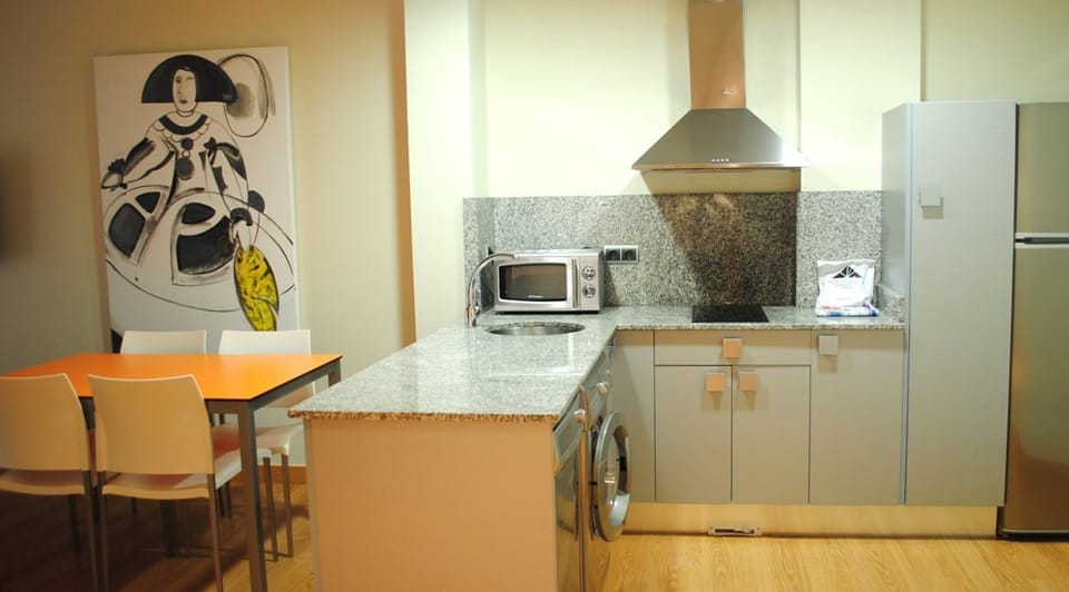 1 bedroom, in-room safe, desk, blackout drapes
