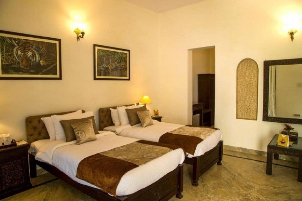Luxury Room | Individually furnished, bed sheets