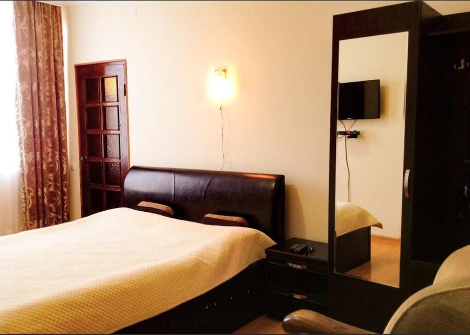 Individually furnished, soundproofing, iron/ironing board