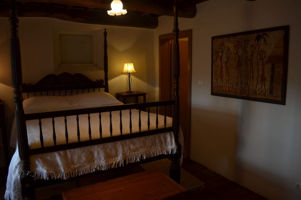 Standard Double Room (Ponte) | Individually decorated, individually furnished, desk, laptop workspace