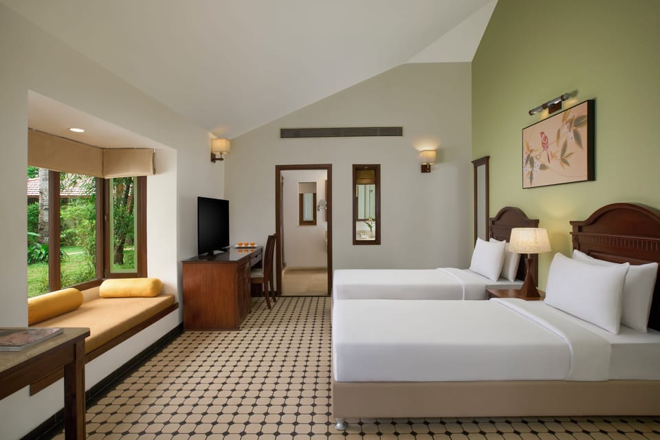 Boutique villa single Bed | 1 bedroom, Egyptian cotton sheets, premium bedding, memory foam beds