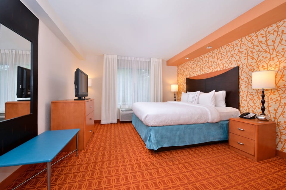 Desk, blackout drapes, iron/ironing board, free WiFi