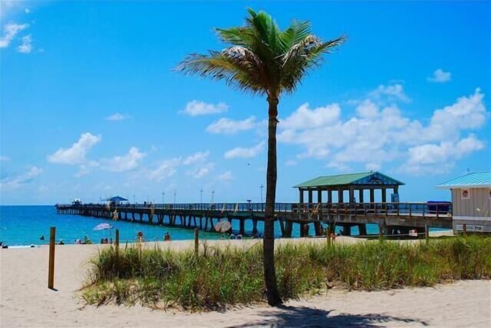 Lauderdale by the Sea Fishing & Observation Pier Two Blocks Away!