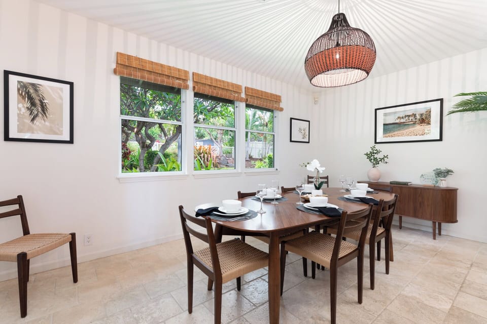 Formal dining room with seating for 6-8.