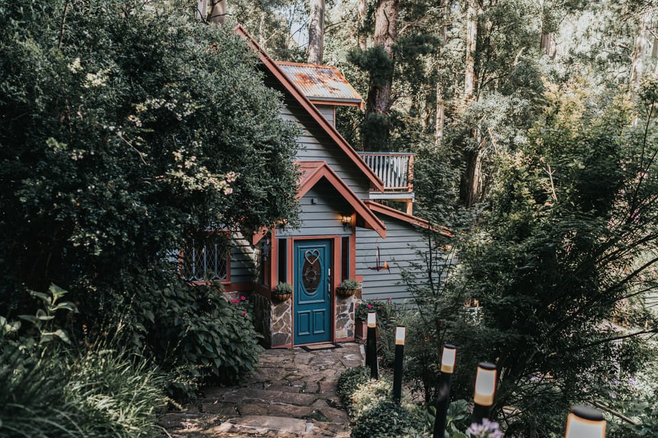 Wild Orchid Olinda is a luxurious, stand alone, private, self contained Cottage