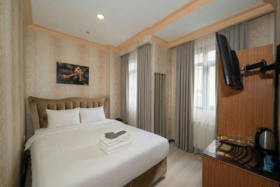 Minibar, in-room safe, blackout drapes, soundproofing