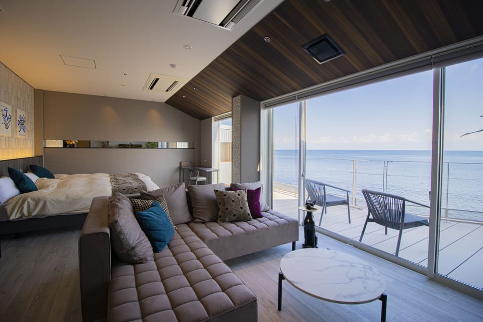 Villa Suite with Jacuzzi, Non Smoking (Small Dog Friendly) | Down comforters, in-room safe, blackout drapes, iron/ironing board