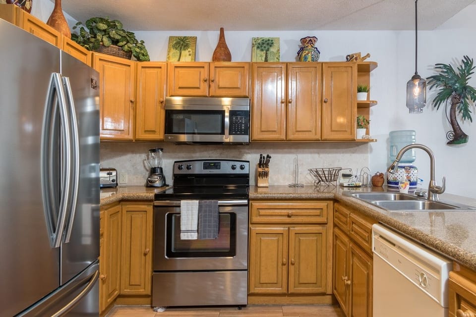 Brand New Stainless Appliances!