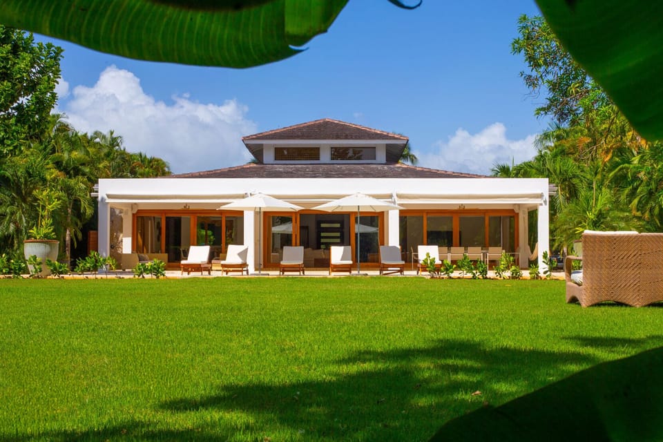 Casa Colibri - Backyard view