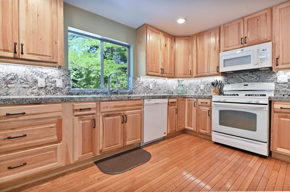 Kitchen 2nd floor