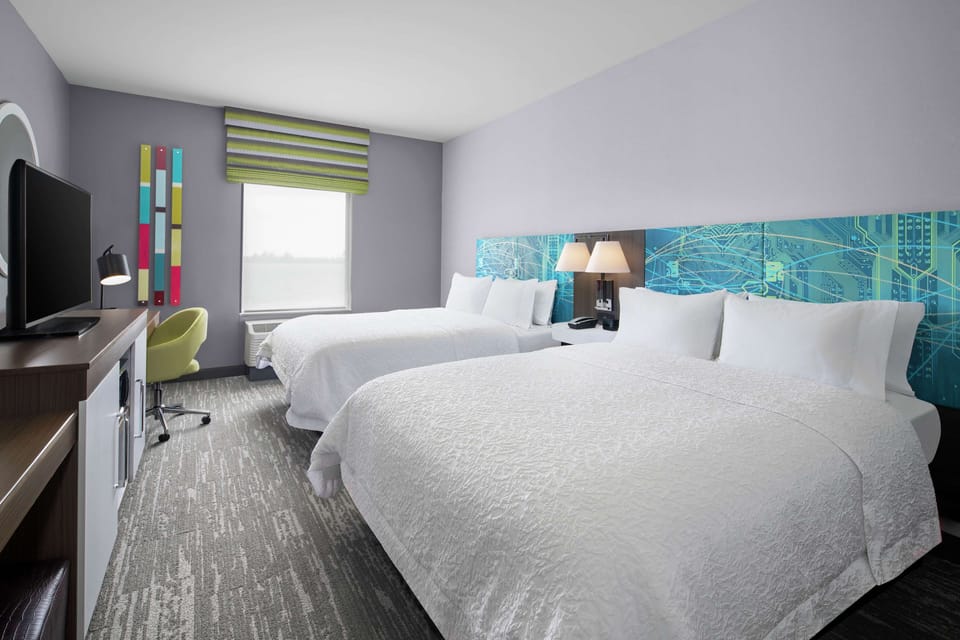 In-room safe, free WiFi, bed sheets
