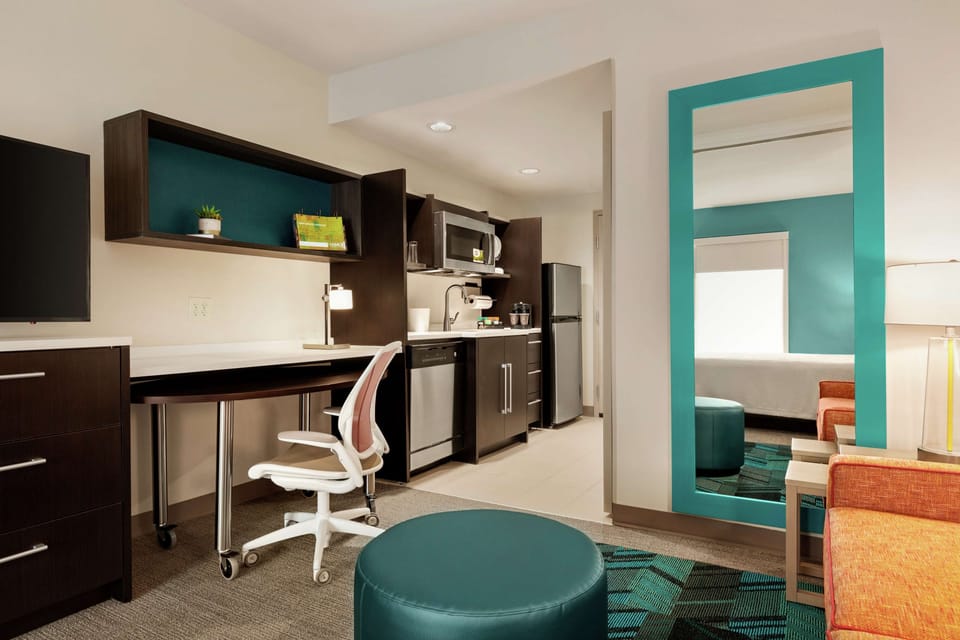 In-room safe, free cribs/infant beds, free WiFi, bed sheets