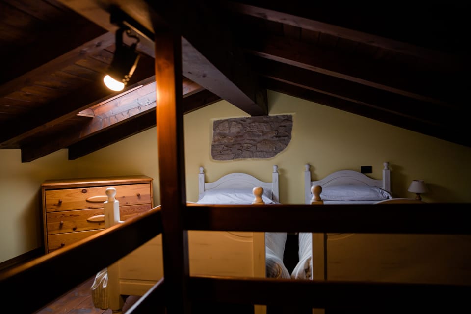 Deluxe Loft, Balcony, Valley View | Bed sheets