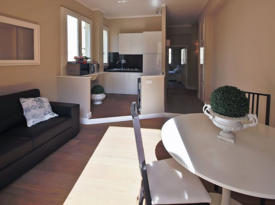 Apartment, 2 Bedrooms | 2 bedrooms, iron/ironing board, cribs/infant beds, free WiFi