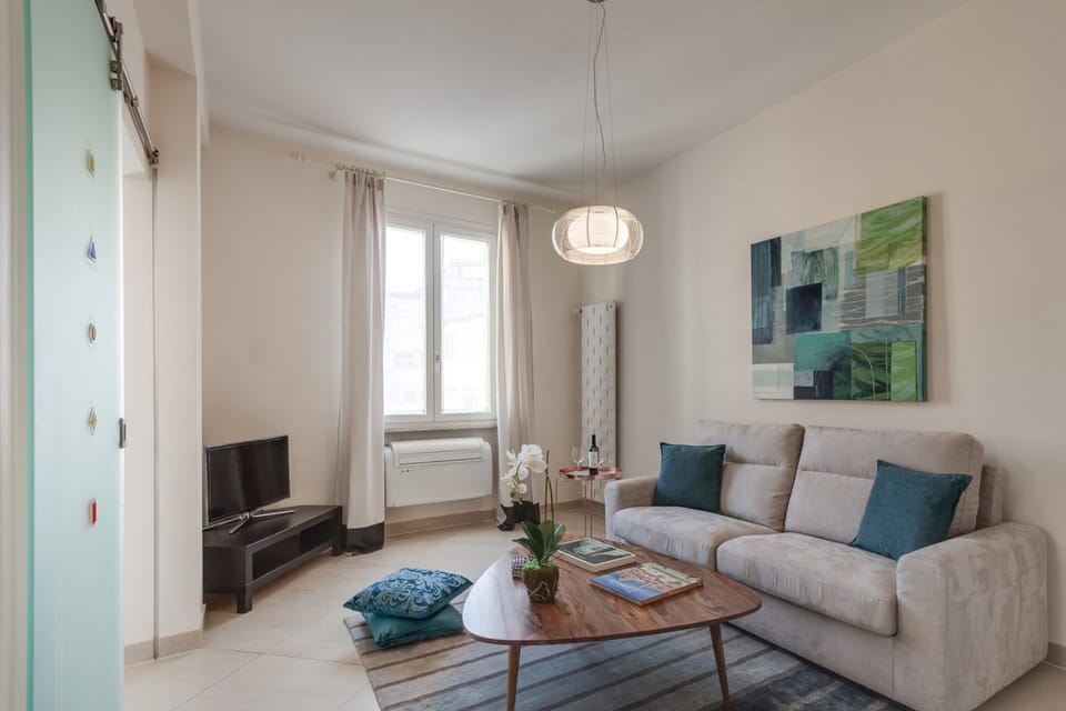 Apartment, 2 Bedrooms | Living room | TV