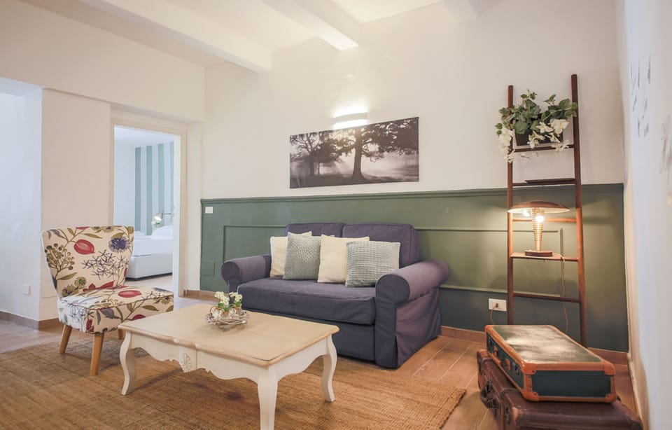 Apartment, 2 Bedrooms | 2 bedrooms, cribs/infant beds, free WiFi, bed sheets