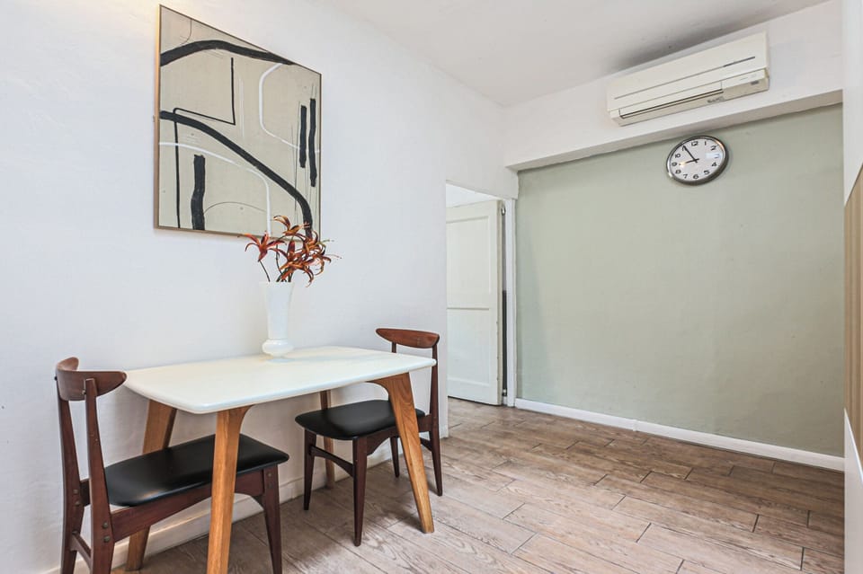 Apartment, 2 Bedrooms | Private kitchen | Coffee/tea maker, fridge, microwave, stovetop