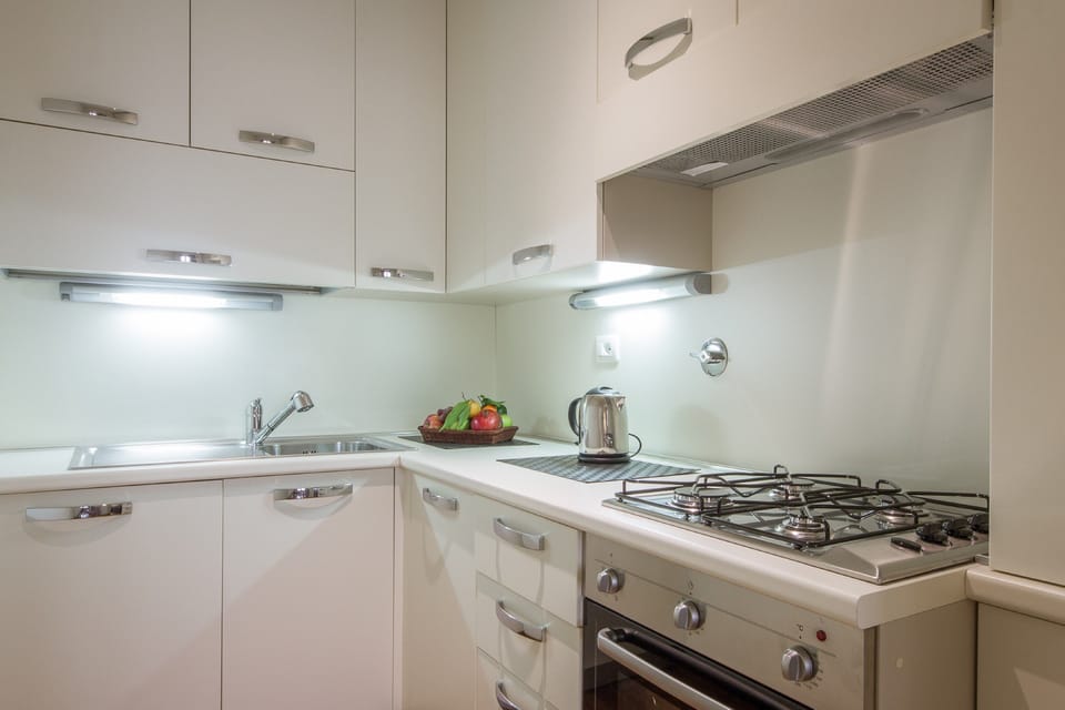 Apartment, 1 Bedroom | 1 bedroom, iron/ironing board, cribs/infant beds, free WiFi