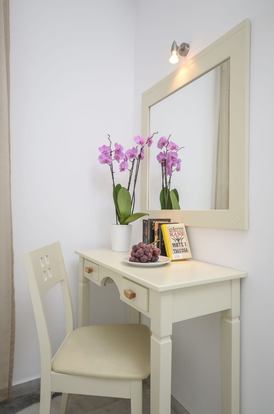 Double Room | Iron/ironing board, free WiFi, bed sheets