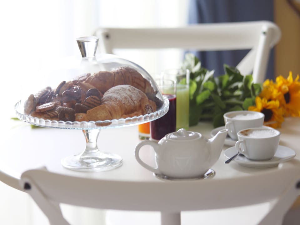 Free full breakfast