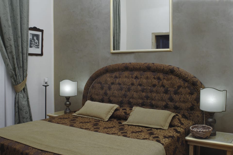 Double or Twin Room | Pillowtop beds, desk, iron/ironing board, rollaway beds