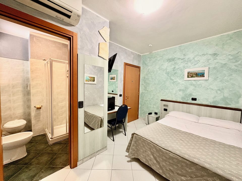 In-room safe, desk, free WiFi, bed sheets