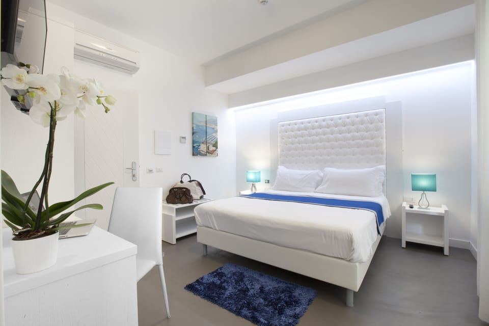 Classic Double Room, 1 Double Bed | Premium bedding, down comforters, in-room safe, desk