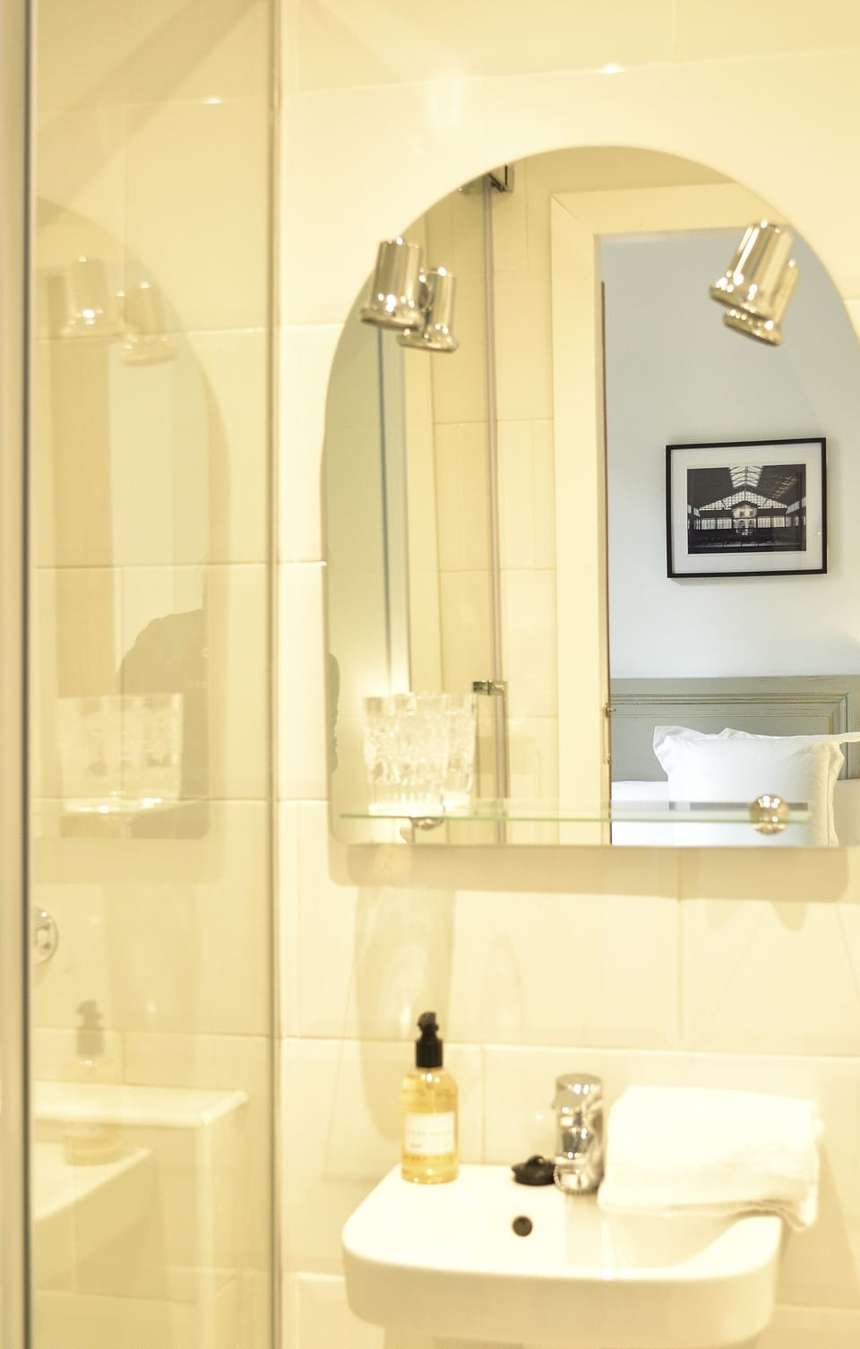 Superior Double or Twin Room, Private Bathroom (balcón) | Bathroom | Hair dryer, towels