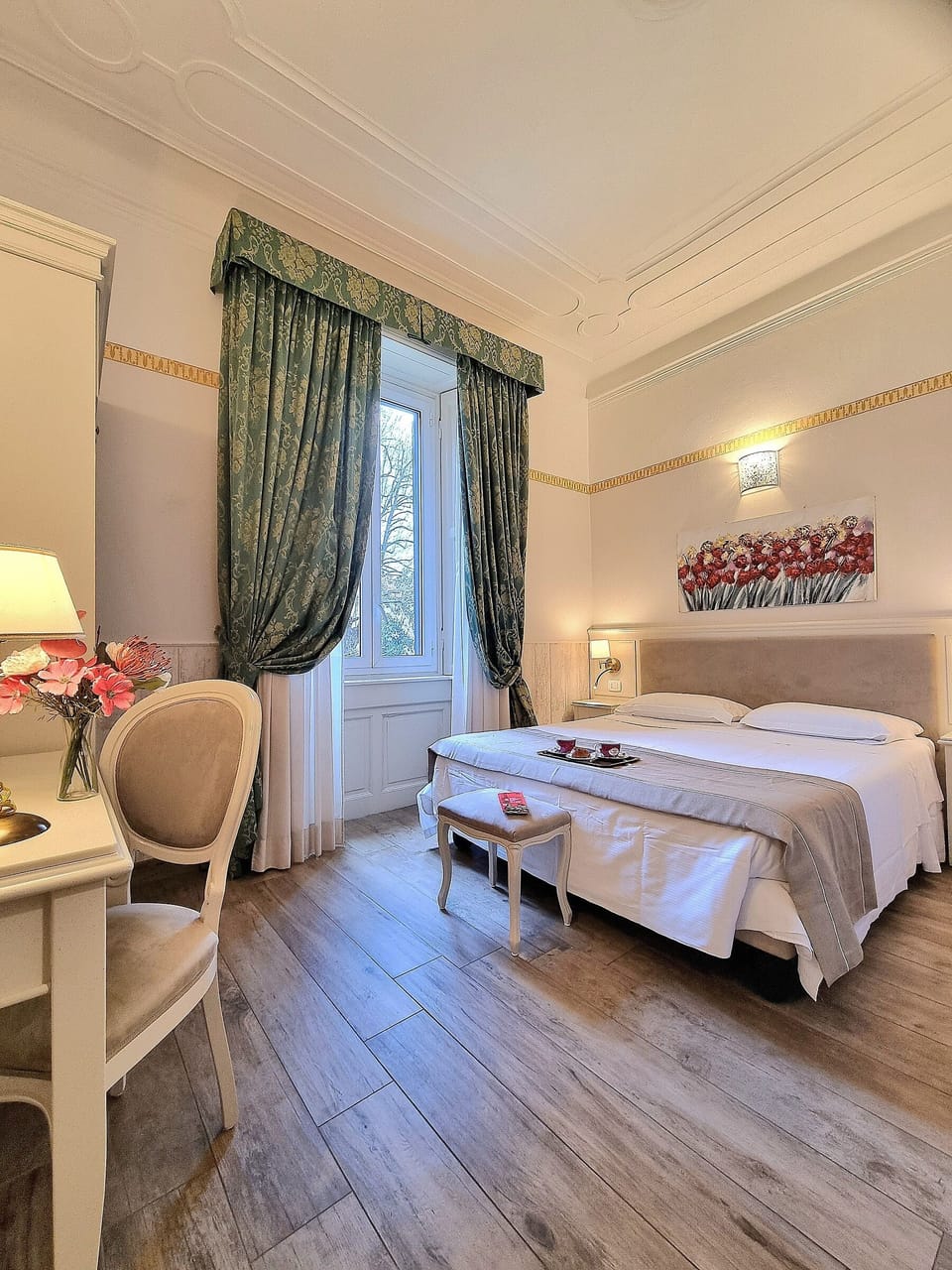 In-room safe, desk, blackout drapes, soundproofing