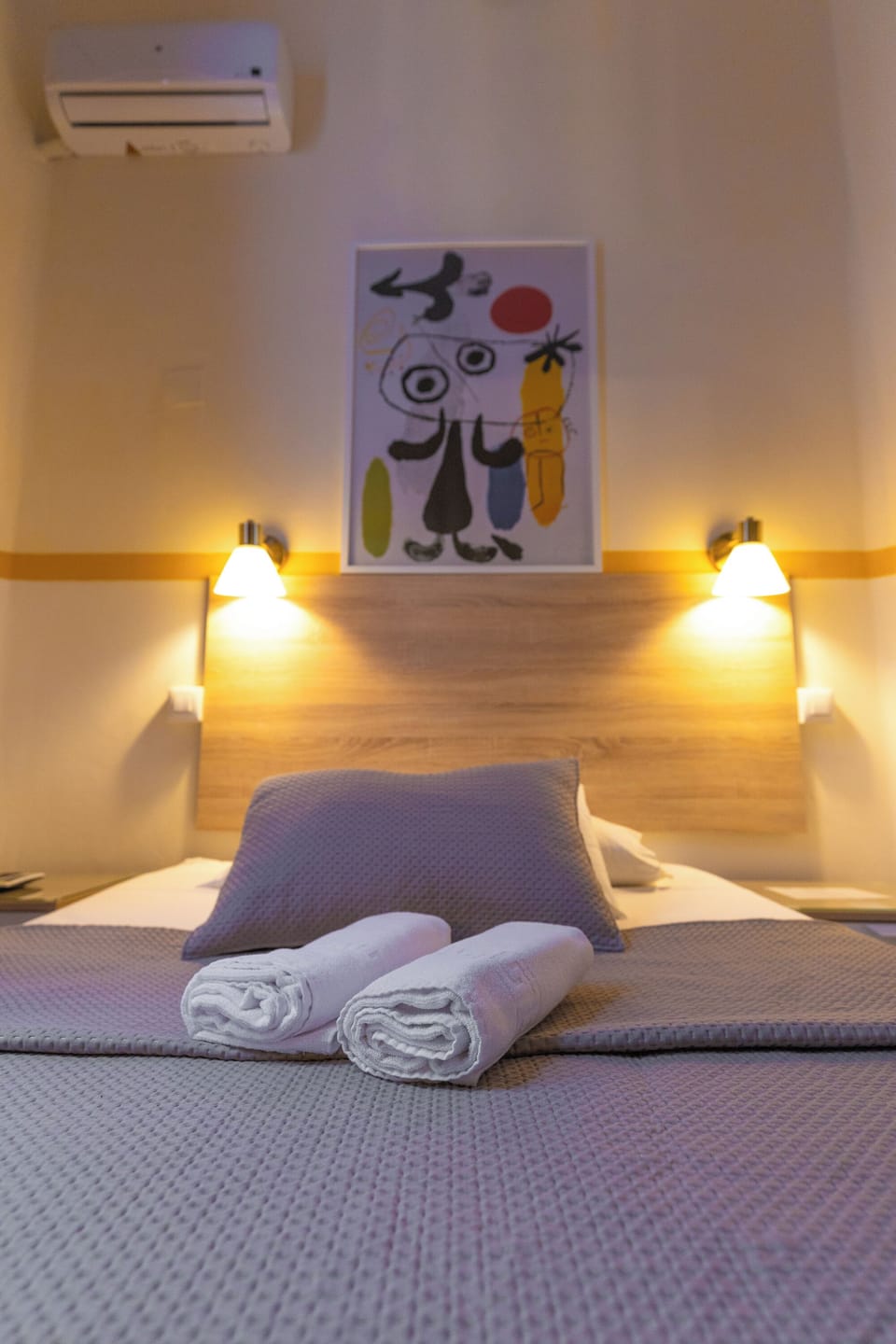 Double or Twin Room, Shared Bathroom | Individually furnished, blackout drapes, free cribs/infant beds