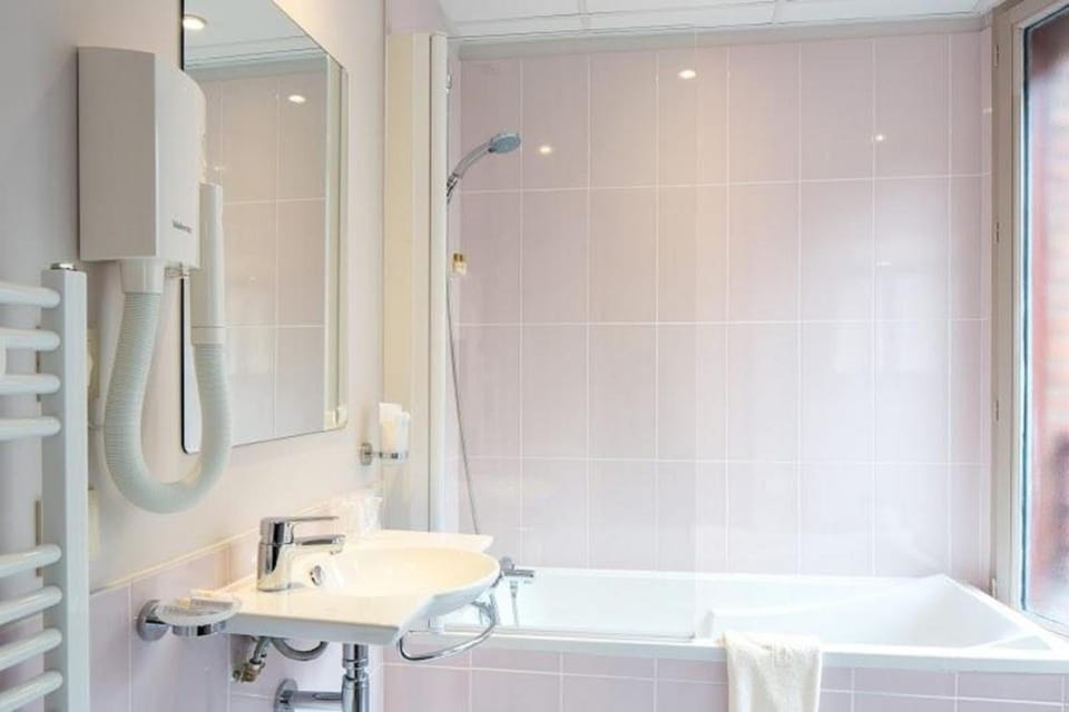 Free toiletries, hair dryer, towels