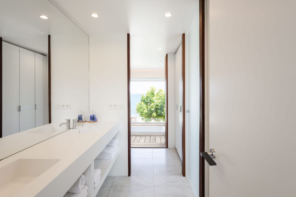 Premium Suite, Hot Tub, Sea View | Bathroom | Shower, rainfall showerhead, designer toiletries, hair dryer