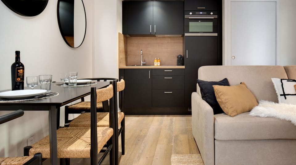 Apartment | Private kitchen | Espresso maker, electric kettle