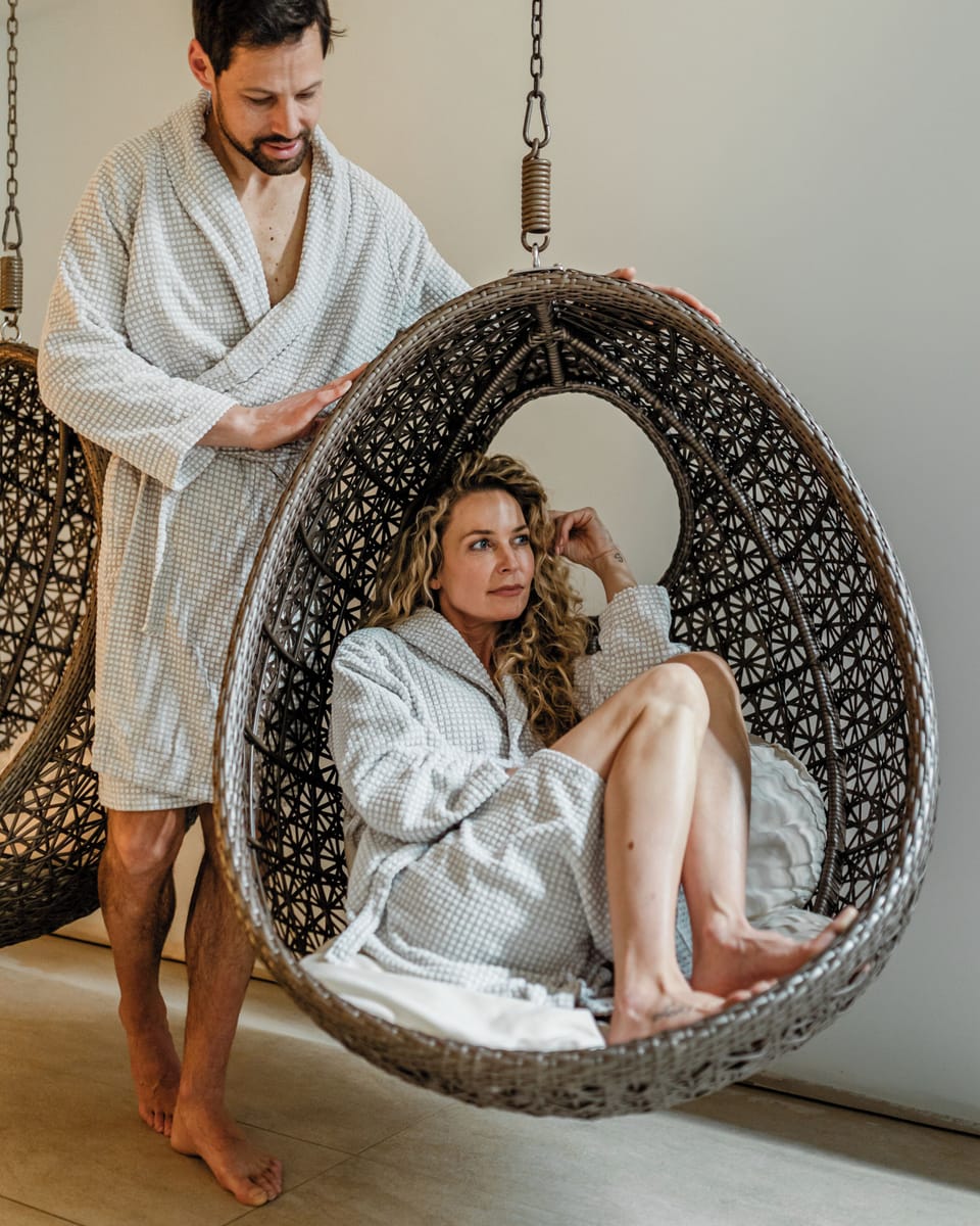 Couples treatment rooms, sauna, hot tub, steam room, Turkish bath