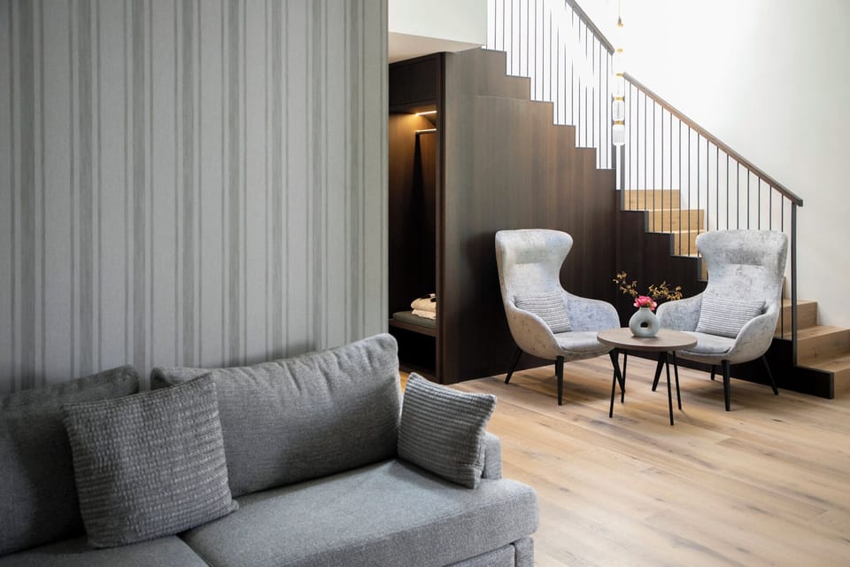 Suite, 1 Double Bed, Garden View | Living area | Flat-screen TV