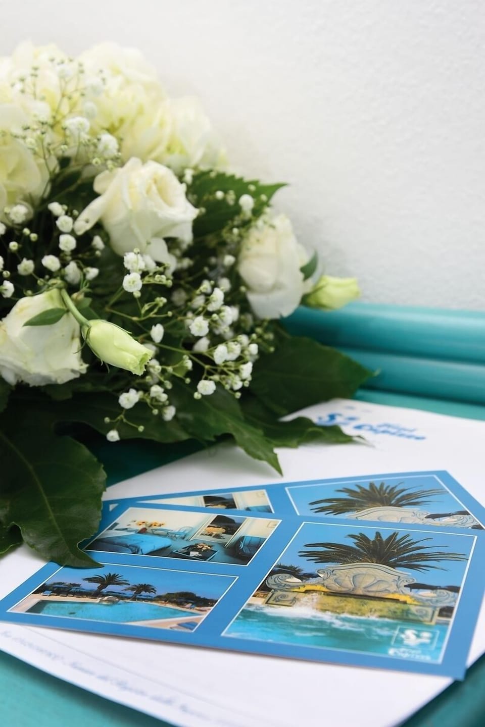 Premium bedding, down comforters, minibar, in-room safe