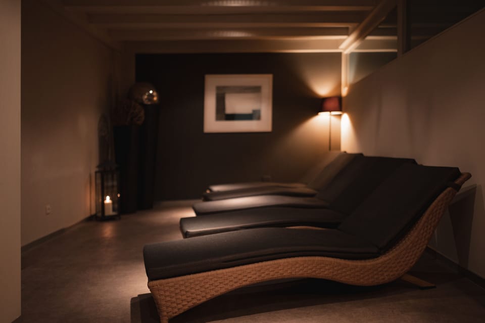 Sauna, 2 treatment rooms